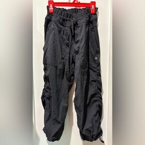 Lululemon Capri Joggers Calf Length Size 6